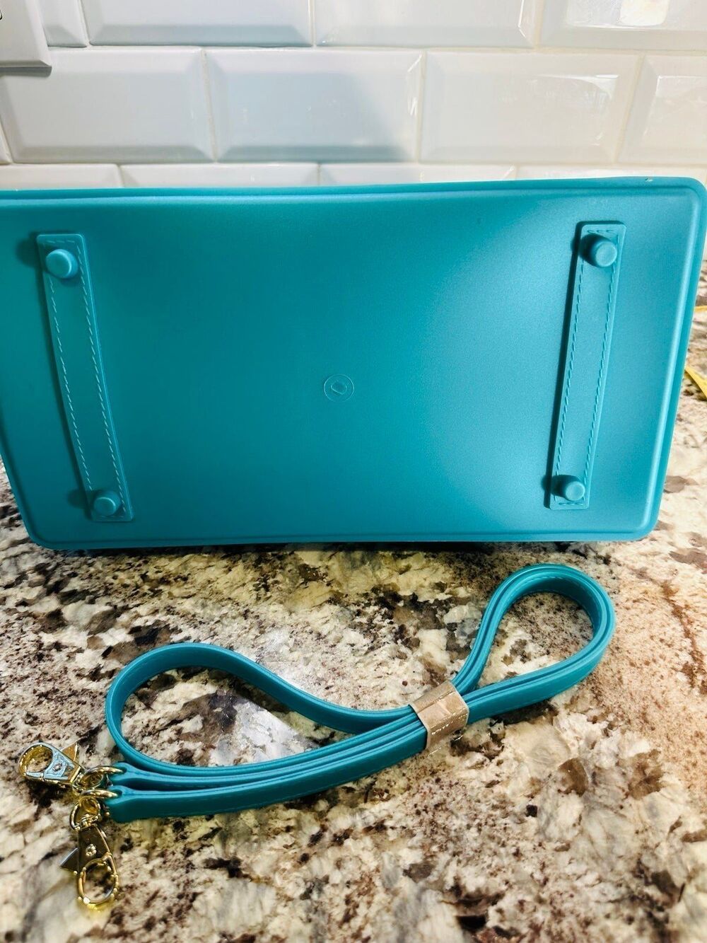 Handbag - Picture 8 of 12